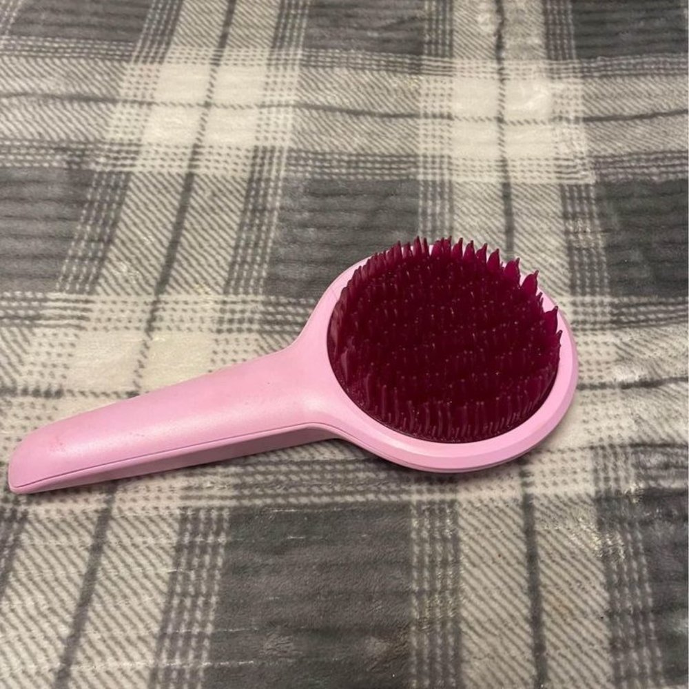 Romey Wet Brush - NEW Never Used